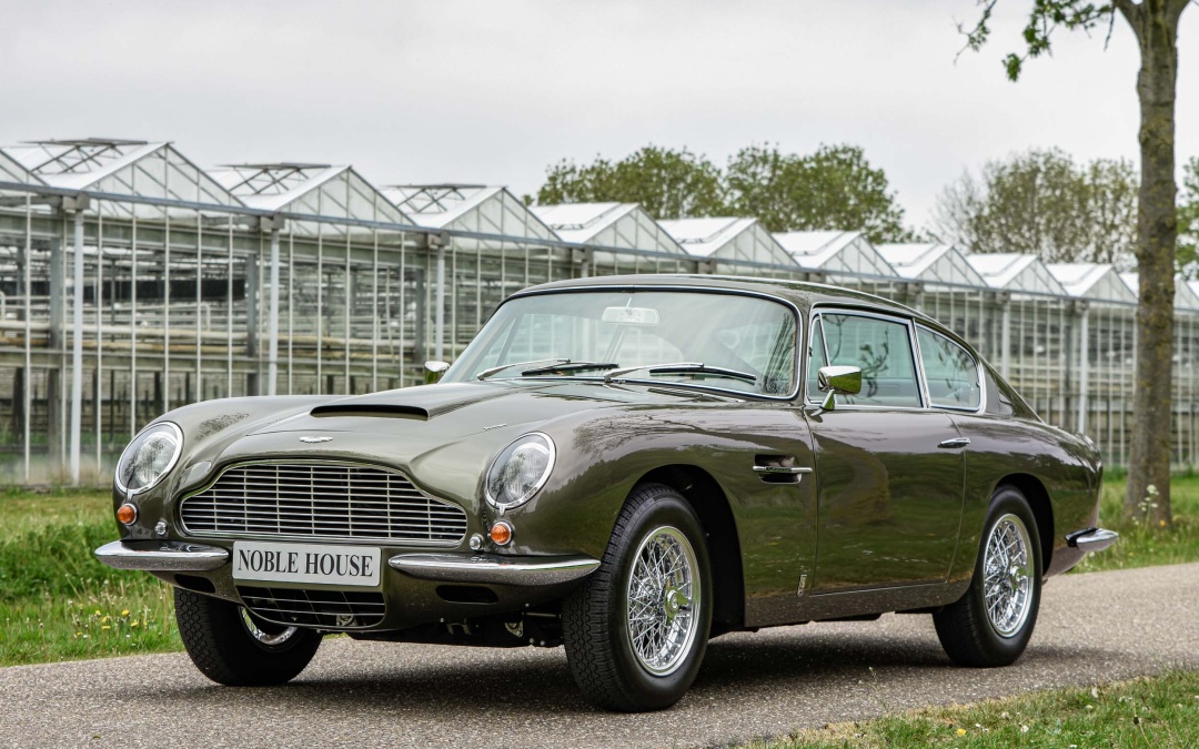 Aston Martin DB6 Vantage