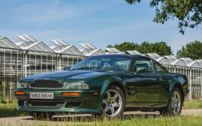 PROTOTYPE: Aston Martin Vantage 550/600
