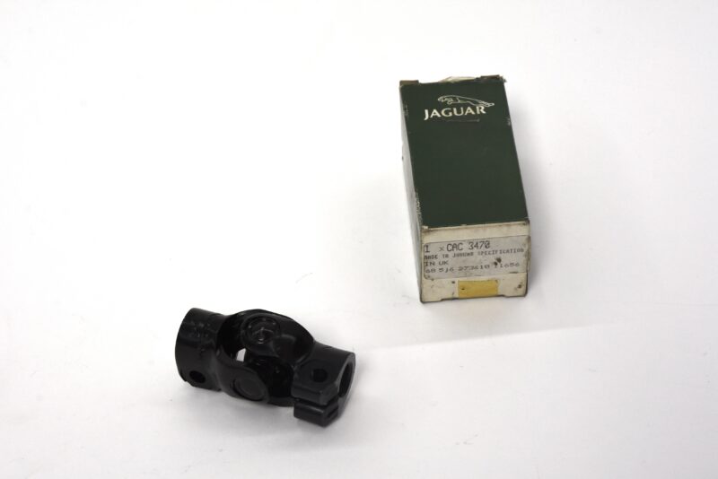 XJ MODELS Universal Joint, New Old Stock (CAC3470)