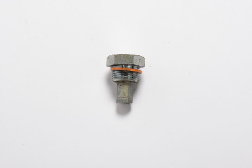 MK II , 420 , XJ6 Drain Plug Gearbox, New Old Stock (C19543) Noble