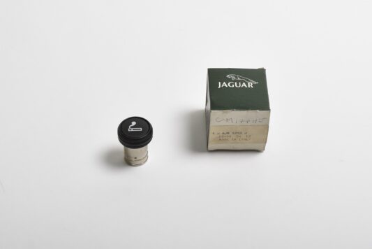 VARIOUS TYPE Pop Out Unit Cigar Lighter, New Old Stock (AJM1253J)