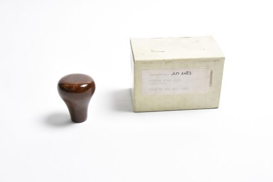 XJ Gearknob Wood, New Old Stock (JLM2083)