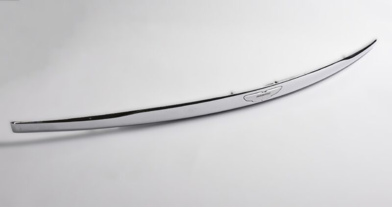 Finisher, trunk lid, bright chrome 4R12-83005-AA