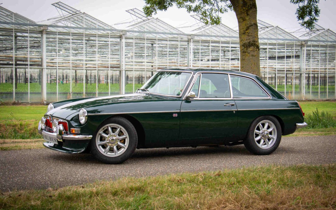 MG B GT – fast road | race – multiple prize winner!