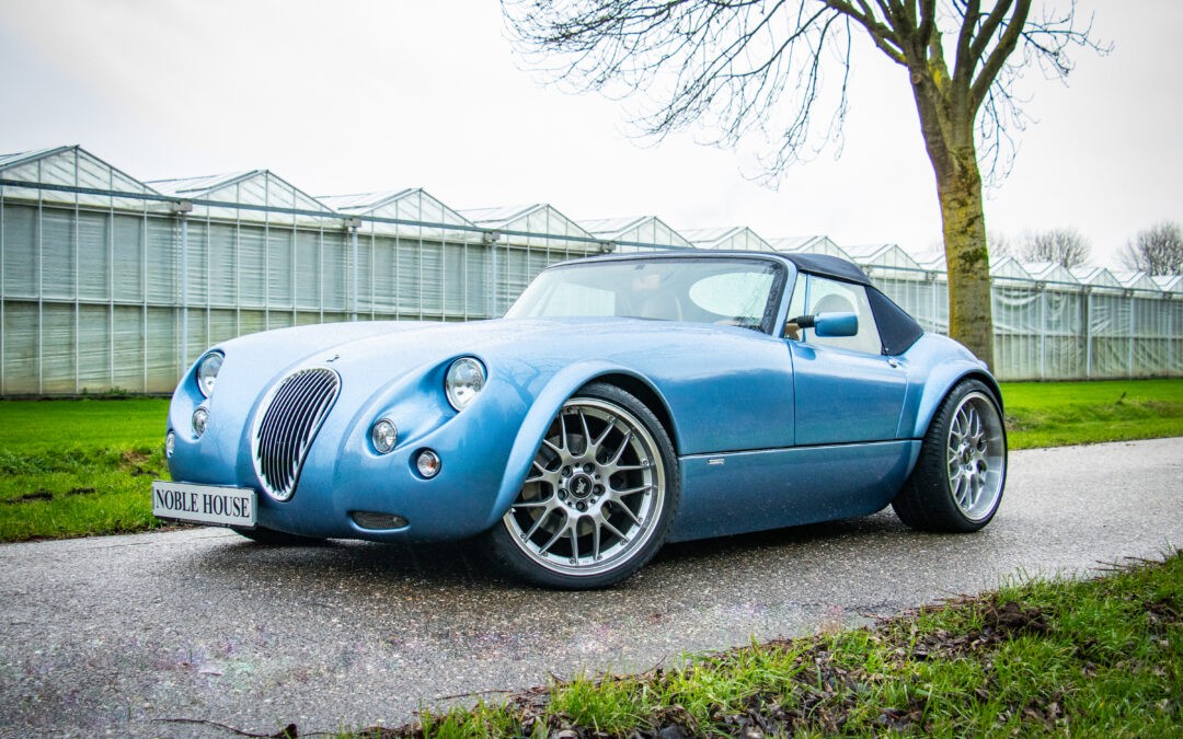 Wiesmann MF3 Roadster – sticks to the road like a gecko to a wall
