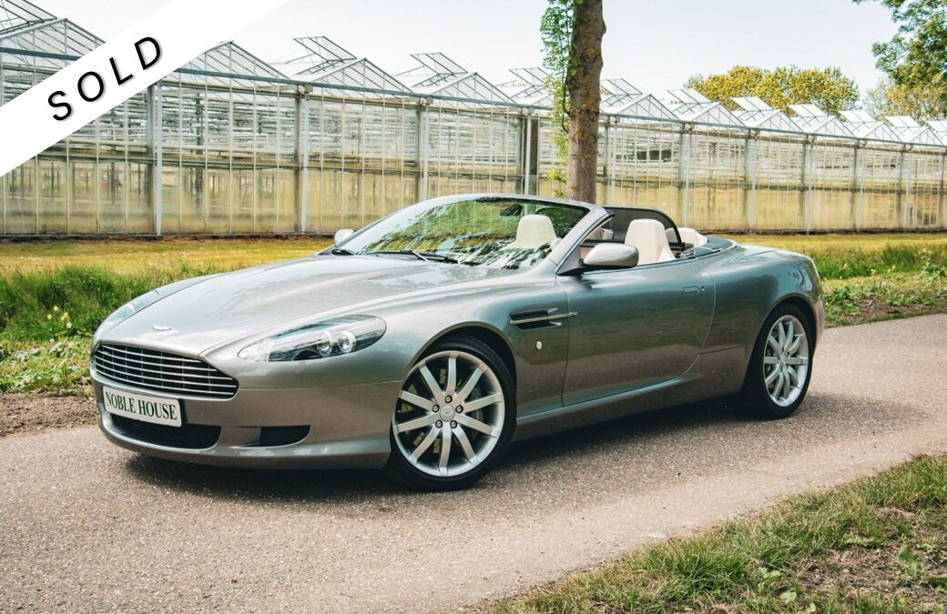 Aston Martin DB9 Volante
