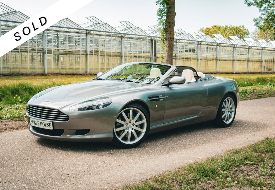 Aston Martin DB9 Volante