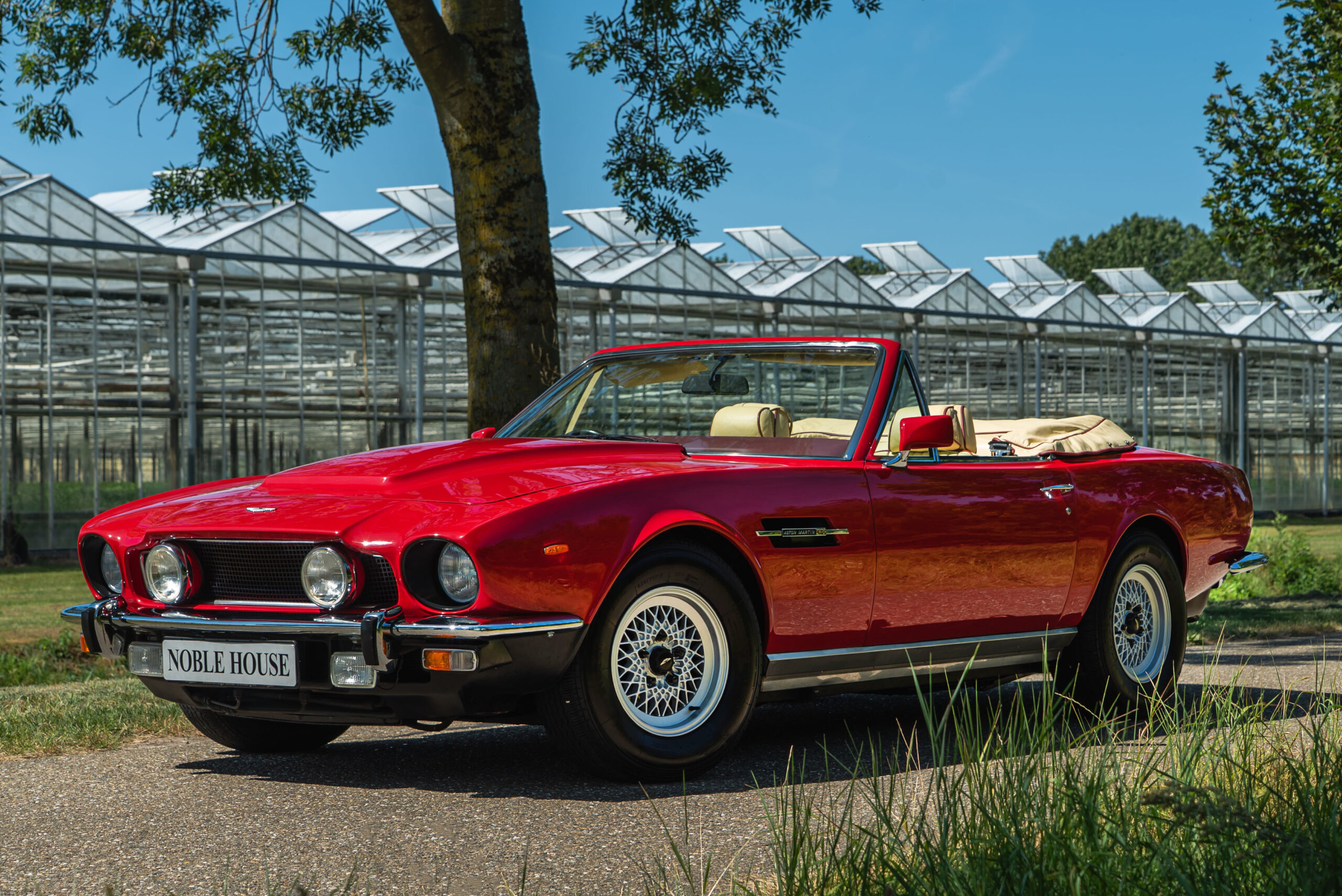 Aston Martin V8 Volante Aston Martin V8 Volante