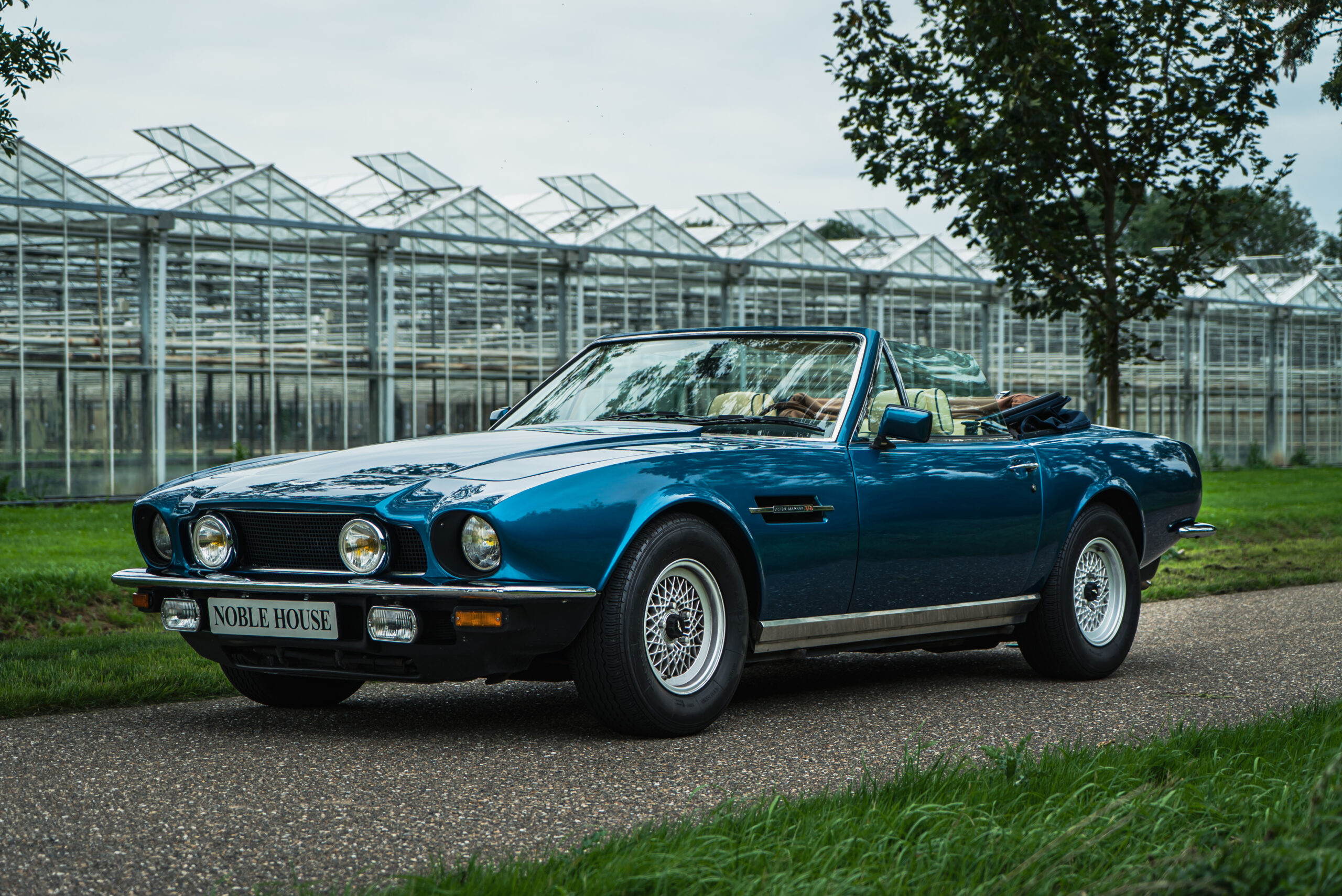 Aston Martin V8 Volante Aston Martin V8 Volante