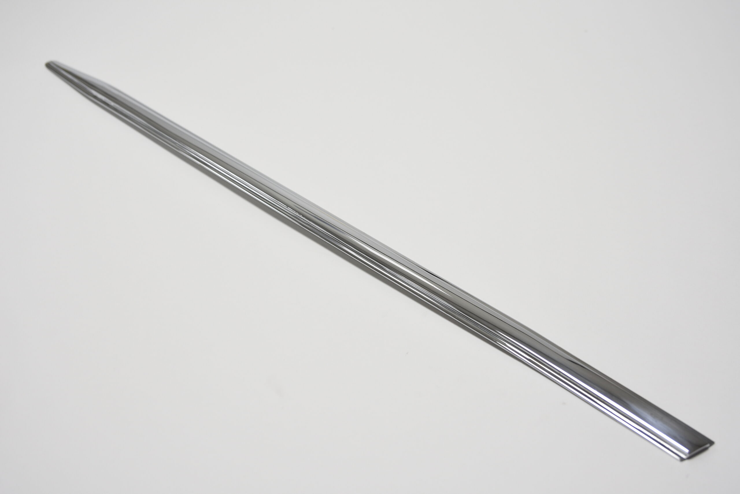 Door Chrome LH, Old Stock (BD38235)