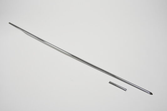 Centre Bonnet Mouldings Pair, Old Stock (BD10975/76)
