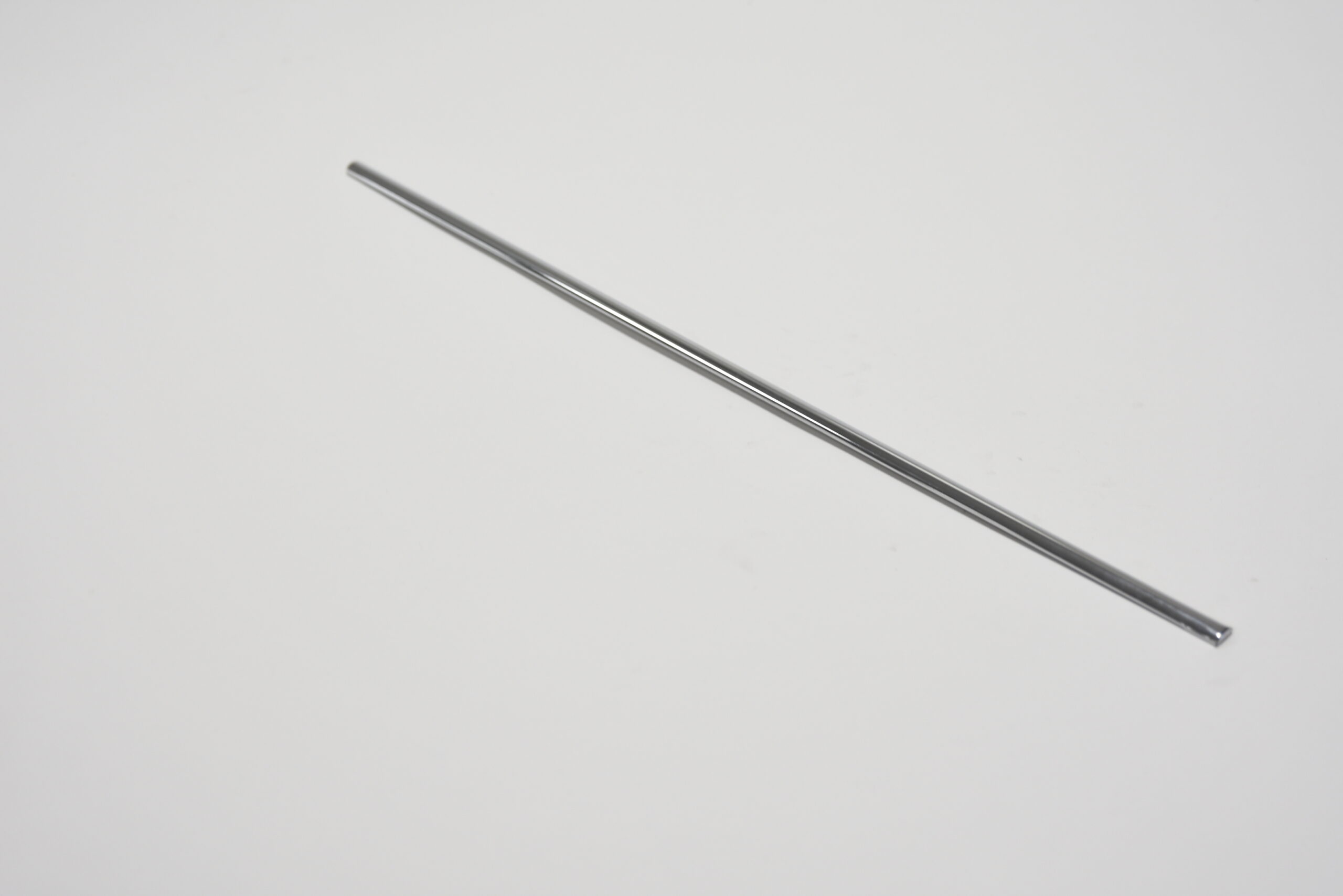 Lower Rear Door Chrome Strip RH, Old Stock (BD17086)