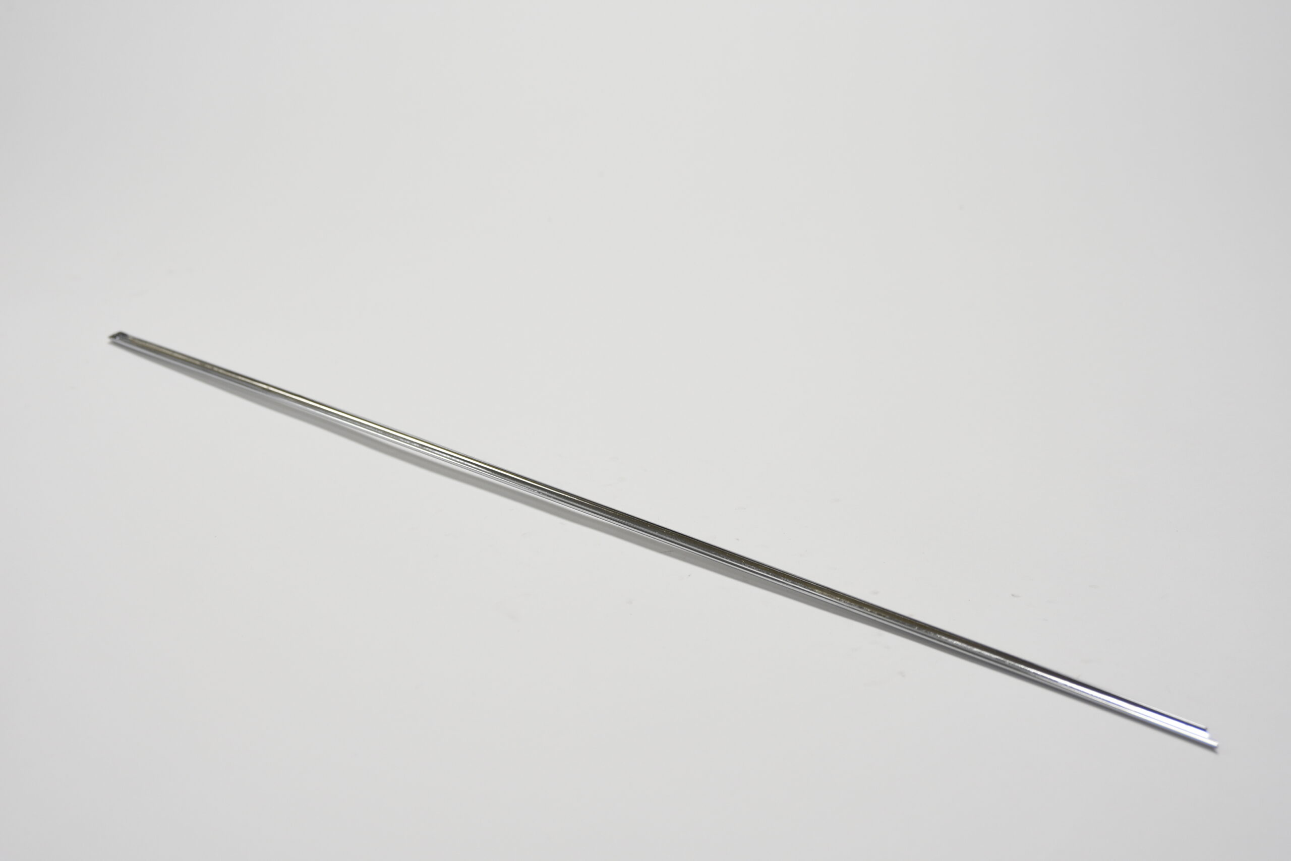 Front Top Door Chrome Strip LH, Old Stock (BD17093) - Image 2