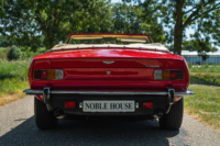 Aston Martin V8 Volante
