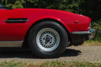Aston Martin V8 Volante