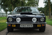 Aston Martin V8